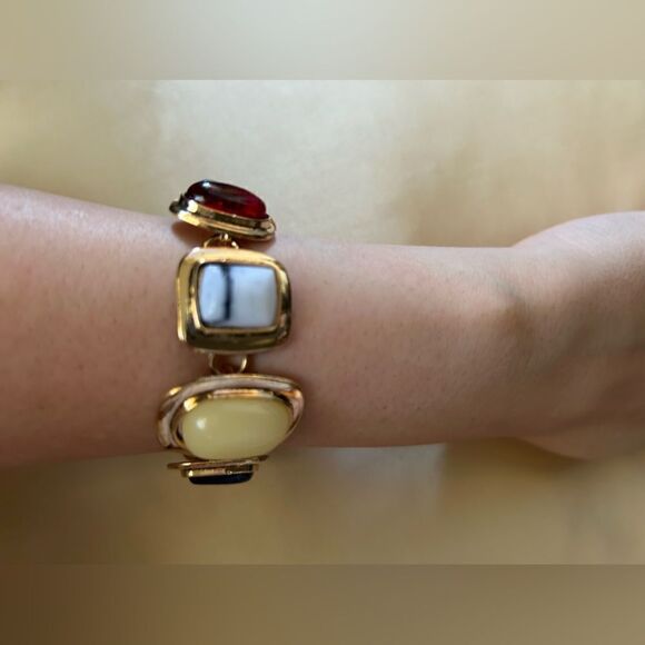 bohemian bracelet  A630 - Picture 4 of 4